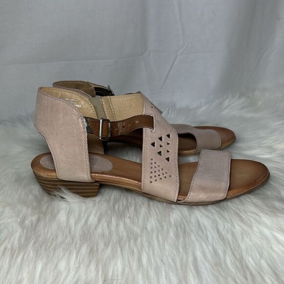 Mix Mooz Cienna Pink Pearl Leather Studded Low Heel Sandals Sz 41 WIDE - Picture 5 of 9